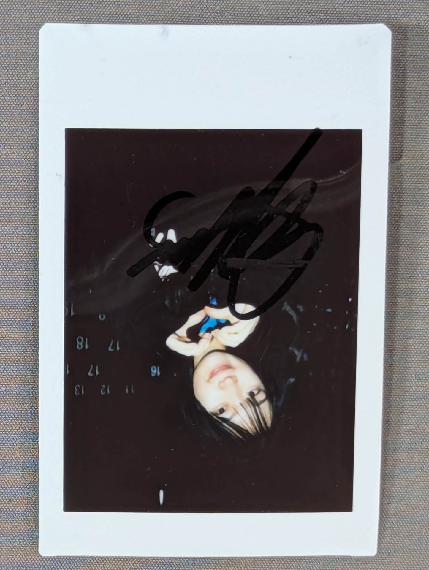 田中きずな 直筆サイン入り 写真チェキ② – 闘道館