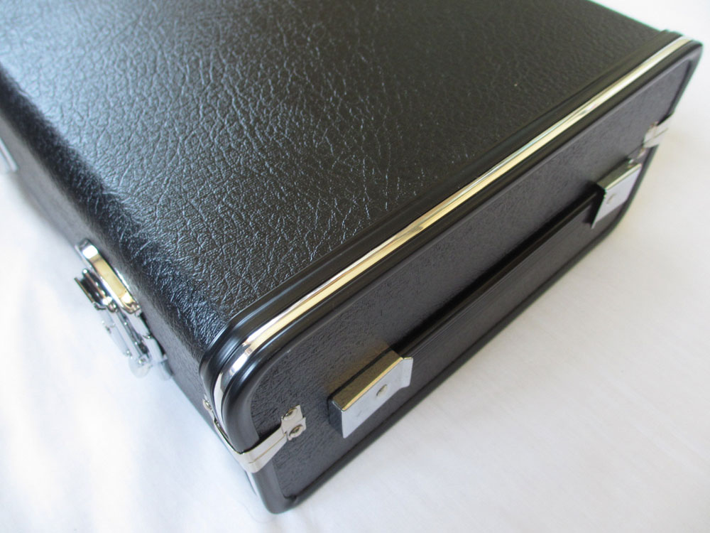 和楽器 ＞ 笛 (尺八) ＞ 尺八小物 尺八ハードケース(尺八ケース) 8本用