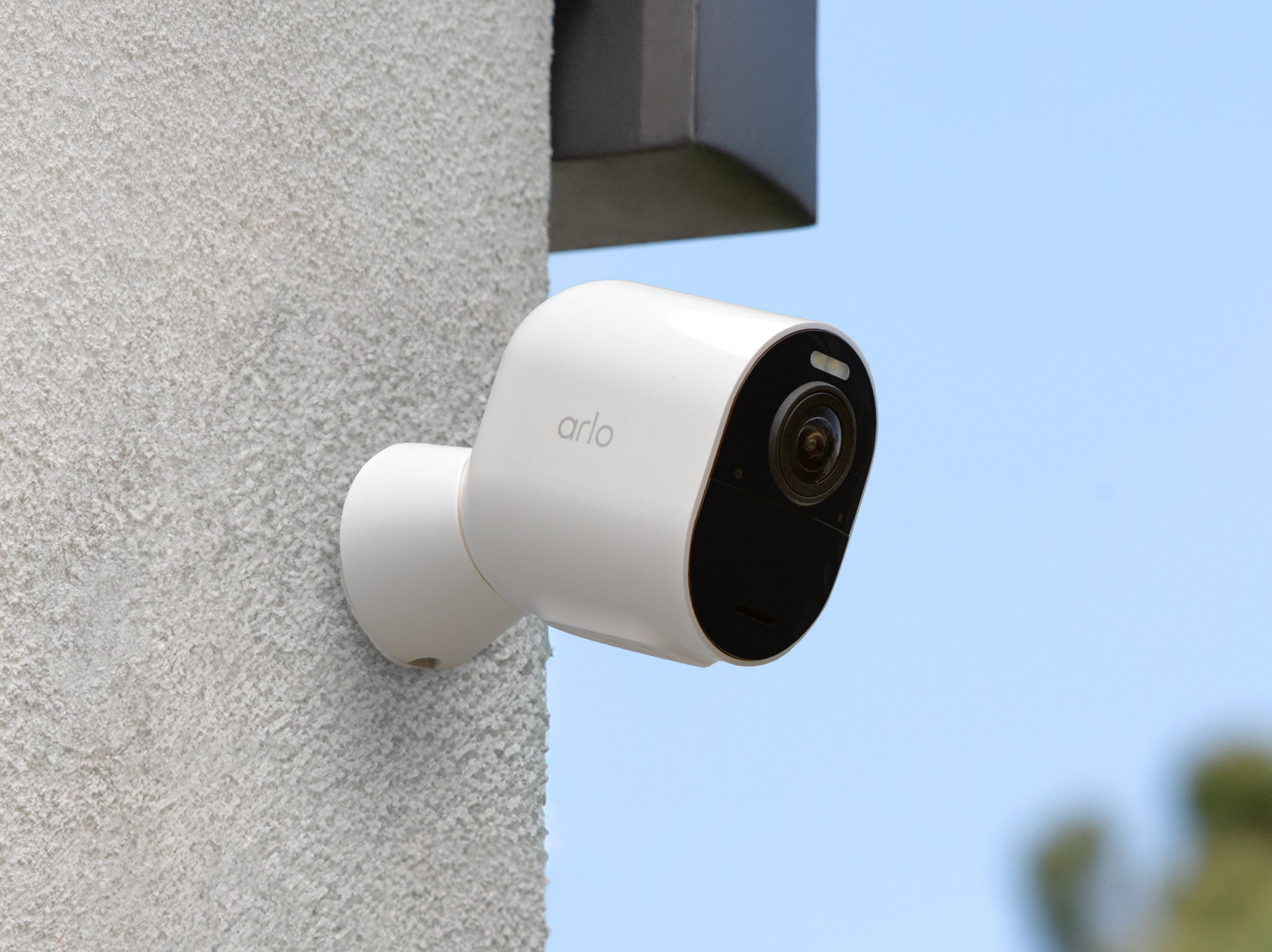 Ultra Wireless Security Camera 4K - 3rd Gen | Arlo
