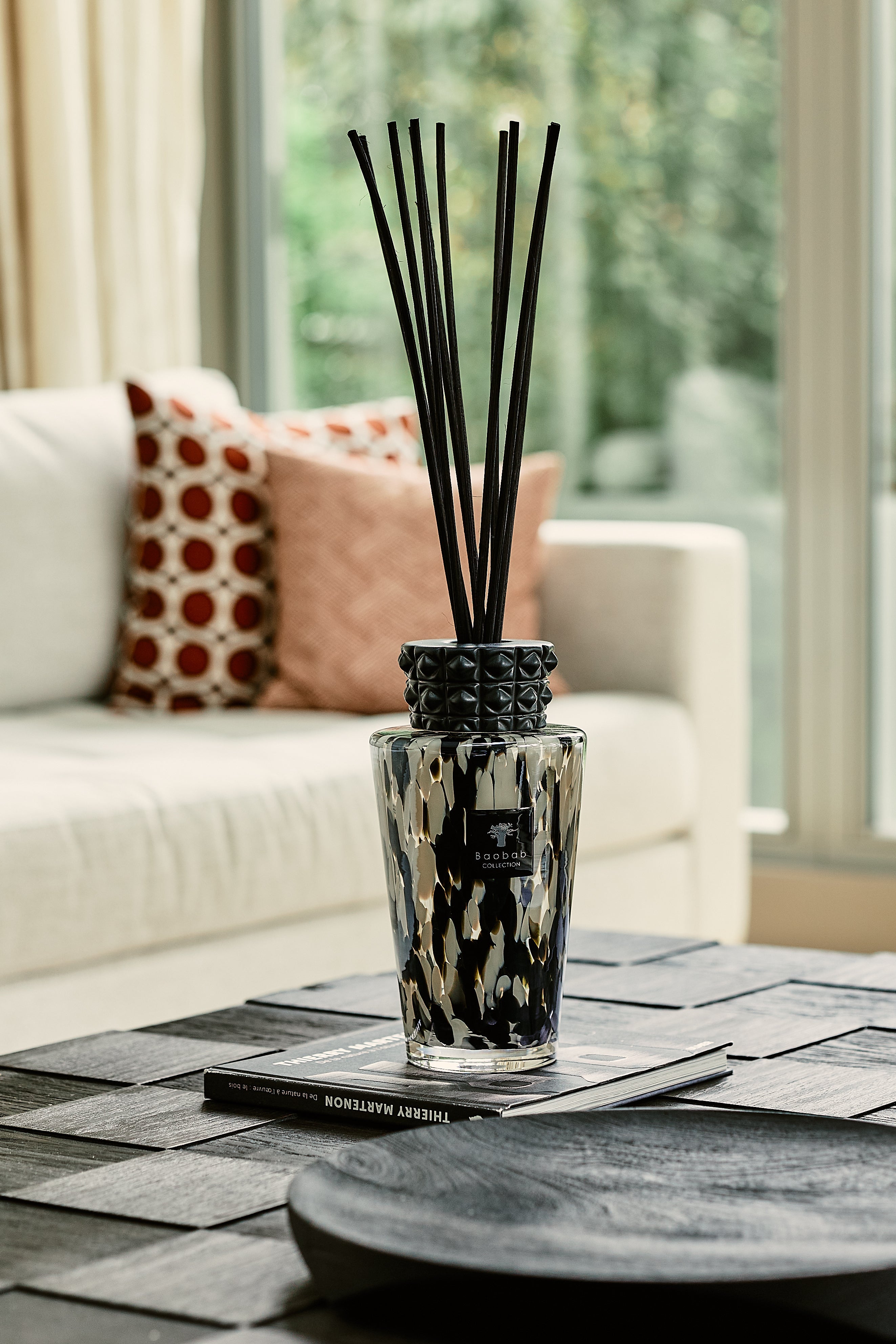 TOTEM PEARLS BLACK – Baobab Collection