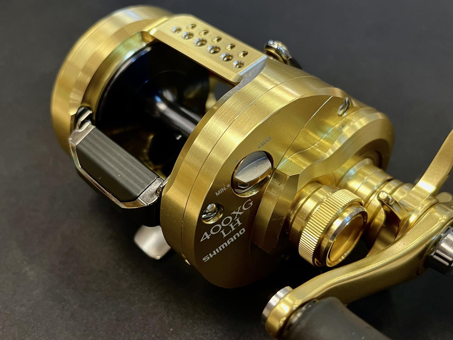 NEW REEL SHIMANO 23 CALCUTTA CONQUEST MD 400XGLH | Reel | Tackle Berry