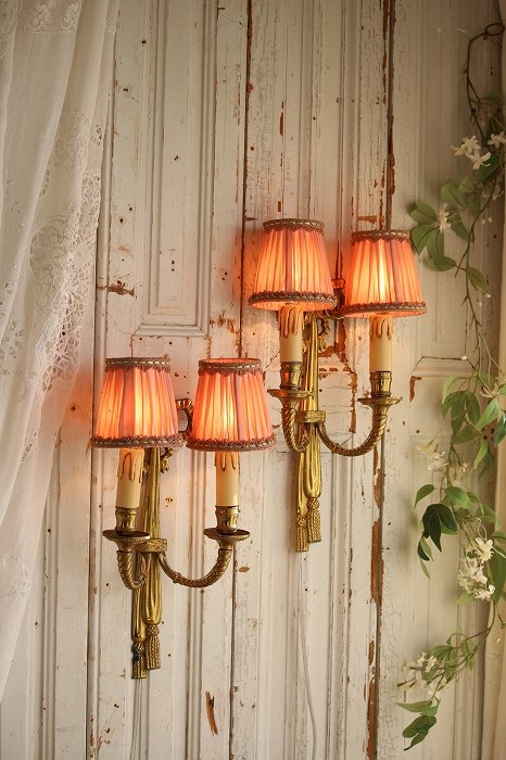 フランスアンティーク ルイ16世スタイル リボンとタッセルの美しい