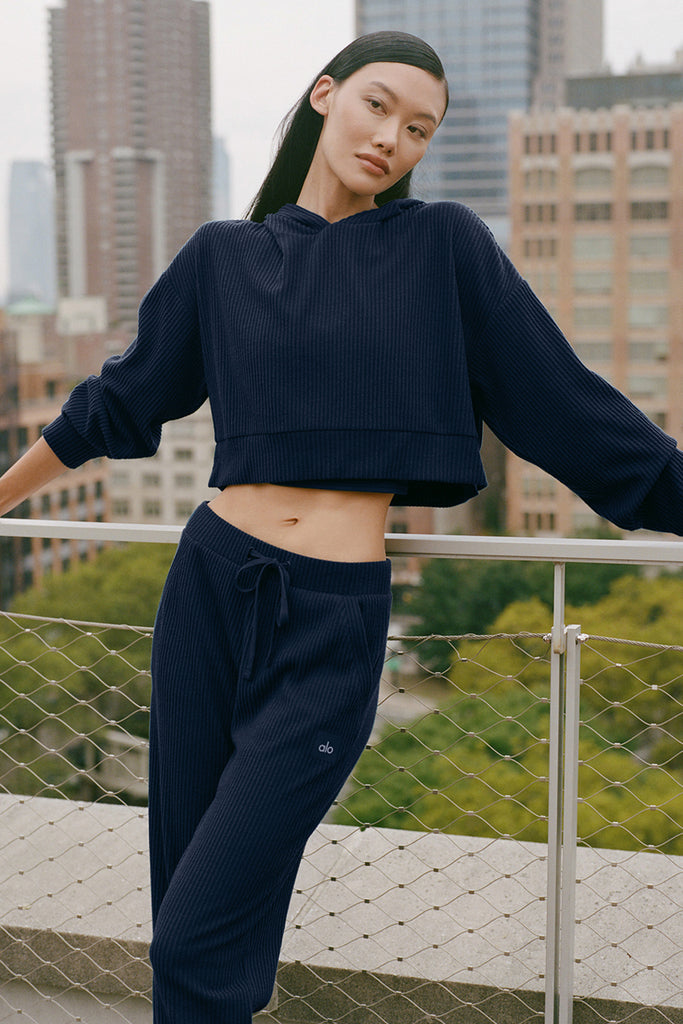 Muse Sweatpant - Navy | ALO