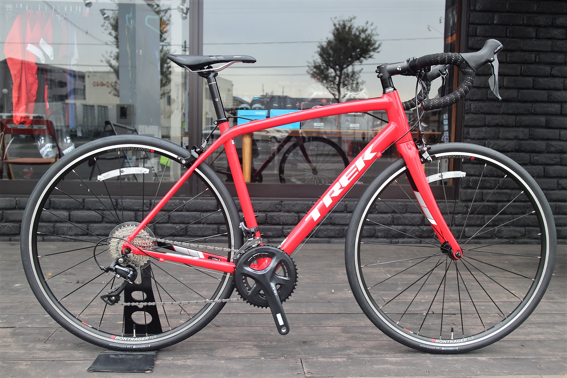 トレック 2018年 DOMANE ALR3(ドマーネALR3) 新登場の快適性抜群アルミ