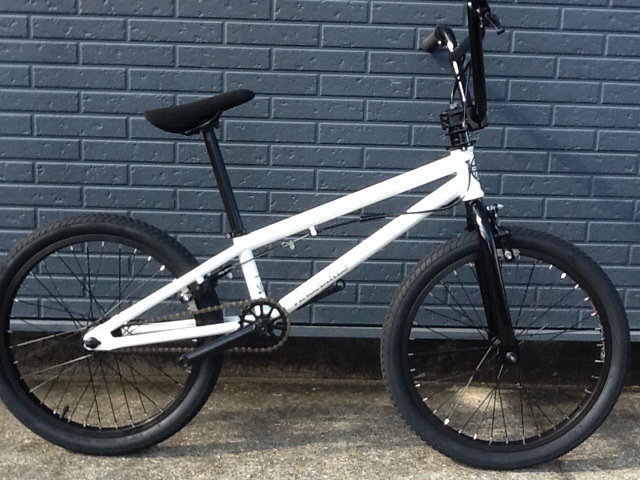 ようやく入荷！ARESBIKES APLUS.2014 | Climb cycle sports