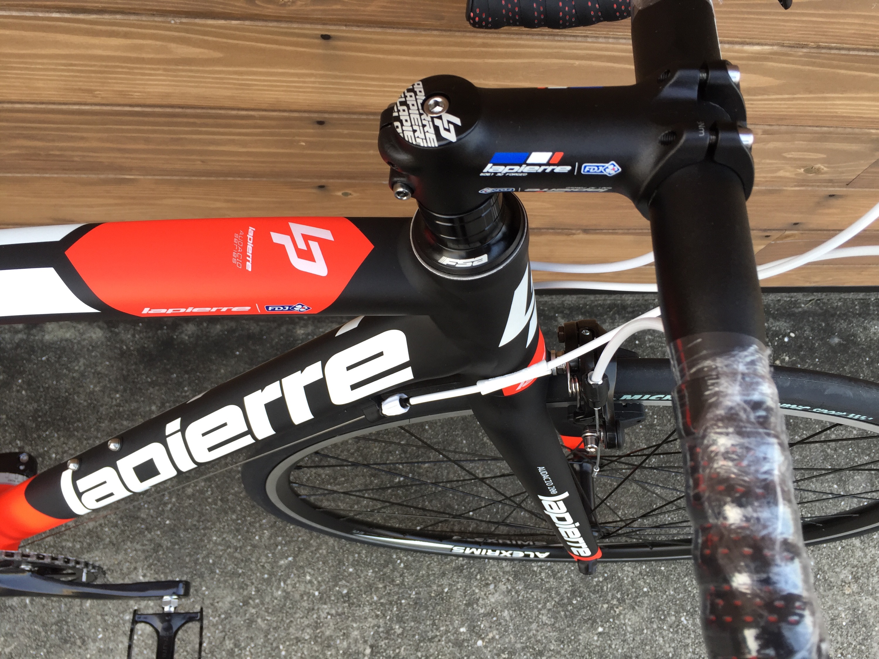 生産マンページ】lapierre audacio 200ロードバイク LAPIERRE AUDACIO