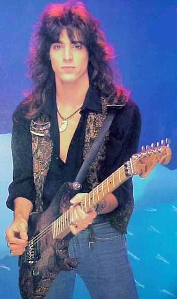 Warren DeMartini | Dinosaur Rock Guitar