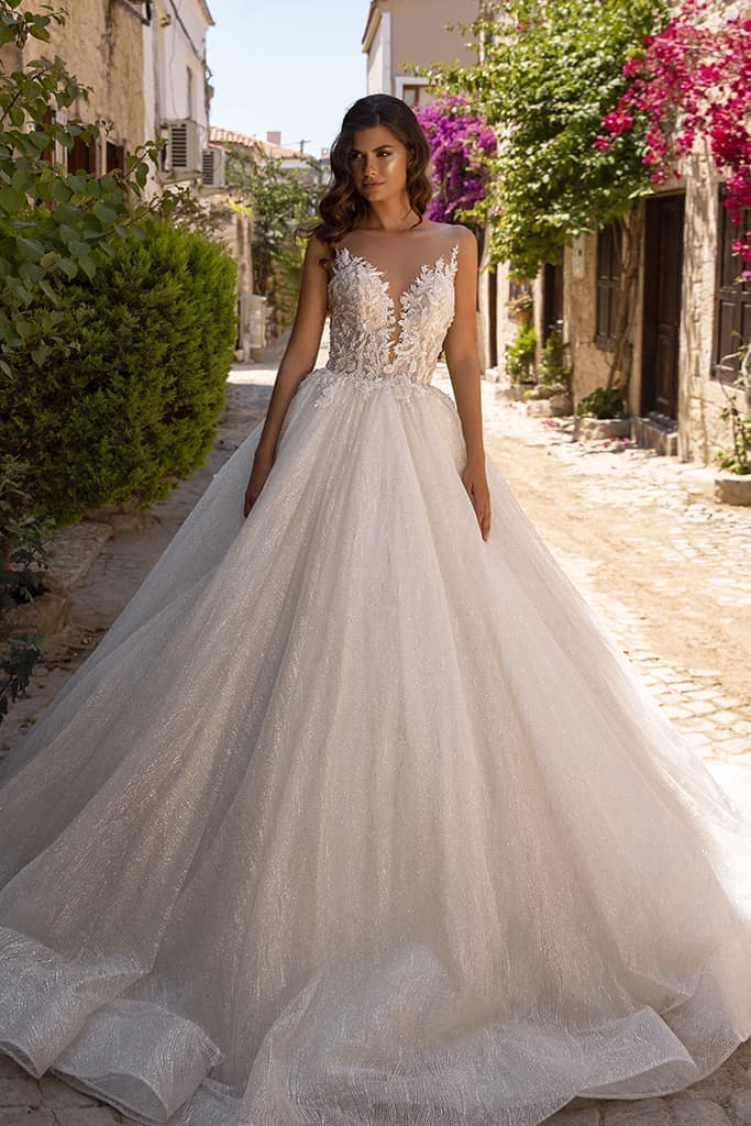 グリッタードレスΙオクサーナムハの輝くドレスの宝庫ドレスサロン