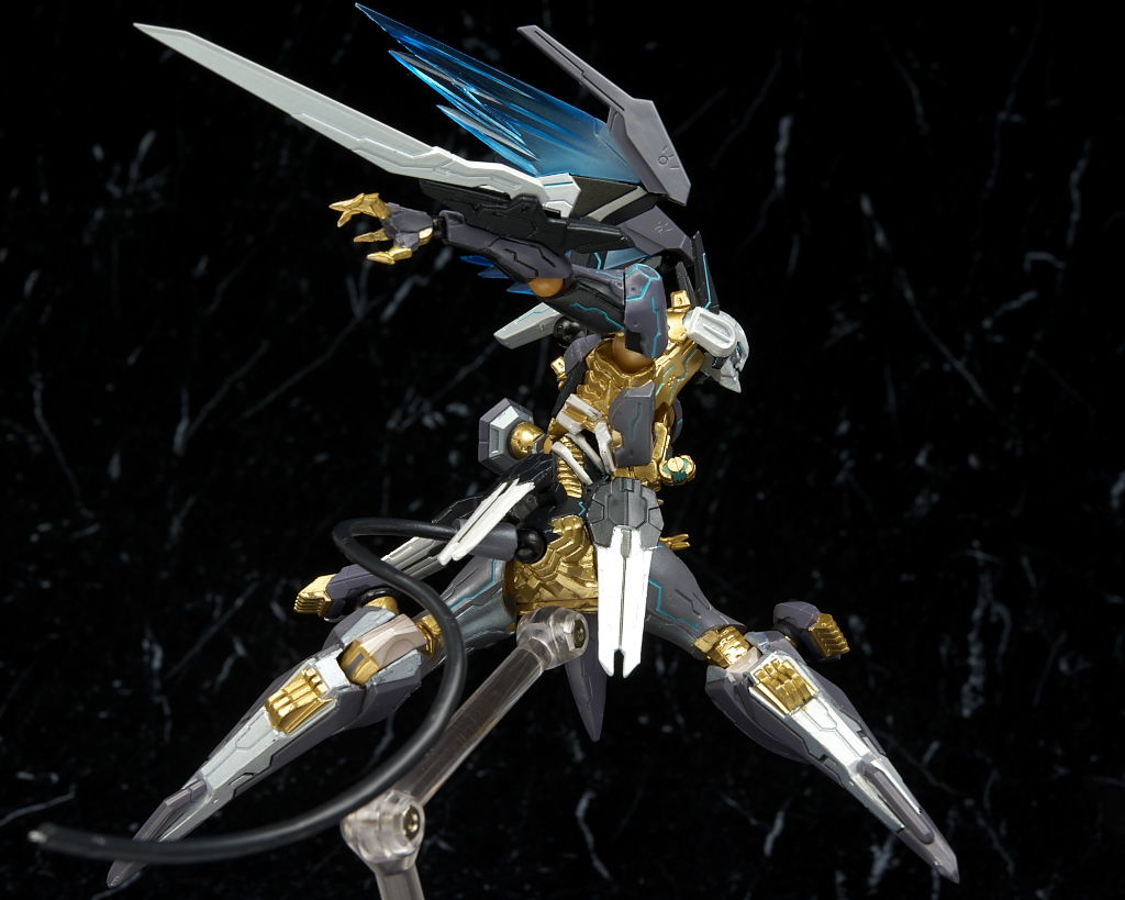 Z.O.E.] Revoltech Yamaguchi No.127 Naked Jehuty: Full Photo Review