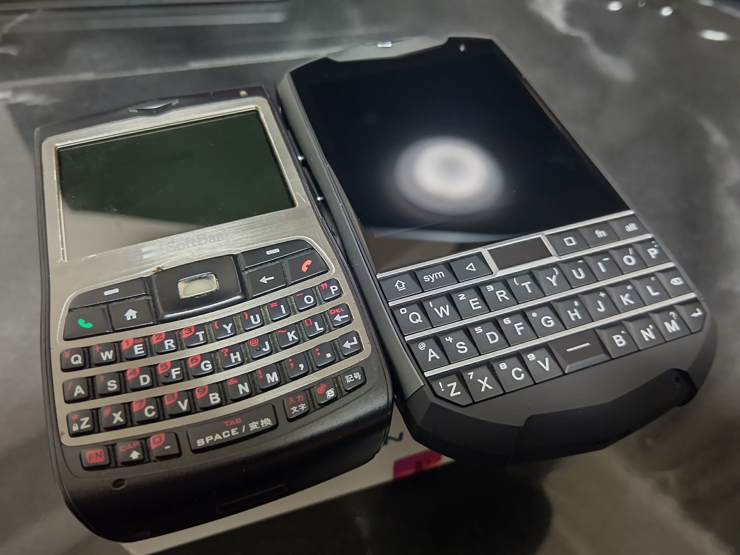 久々のQWERTYキーボード端末「Unihertz Titan Pocket」を買ったよ – 1