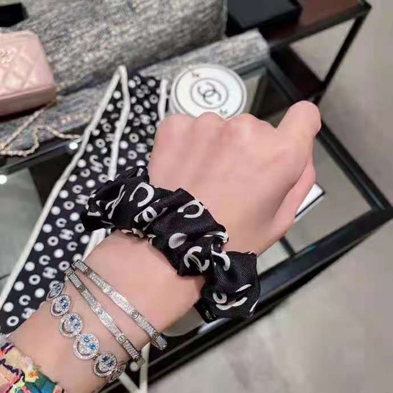 シャネル ヘアバンド かわいいヘアリング ココマーク 髪飾り シフォン