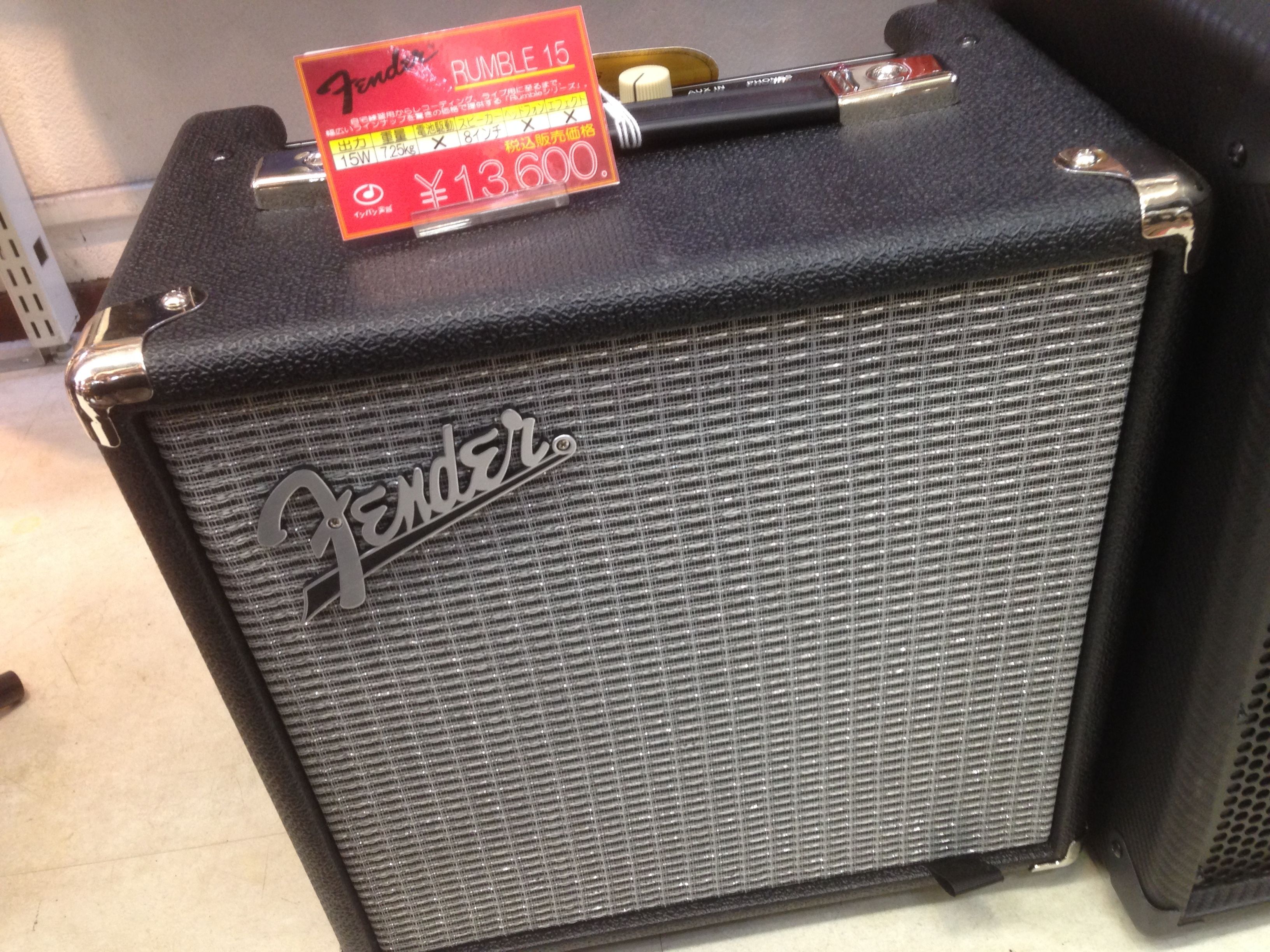 新入荷 FENDERのベースアンプ 二機種 【BRONCO 40 / RUMBLE 15