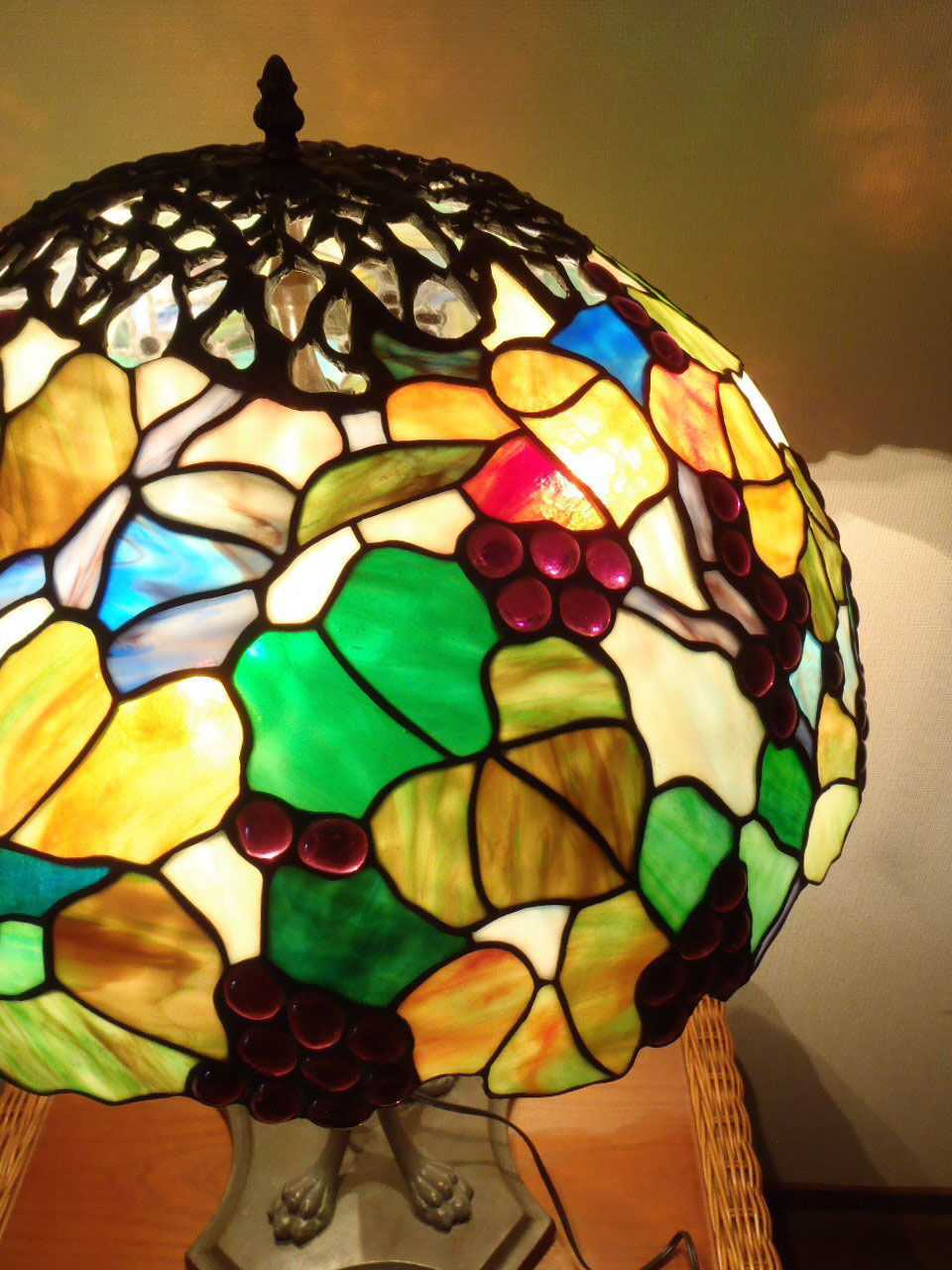 ステンドグラス（大）スタンド ぶどう柄/4脚ベース ステンドグラス