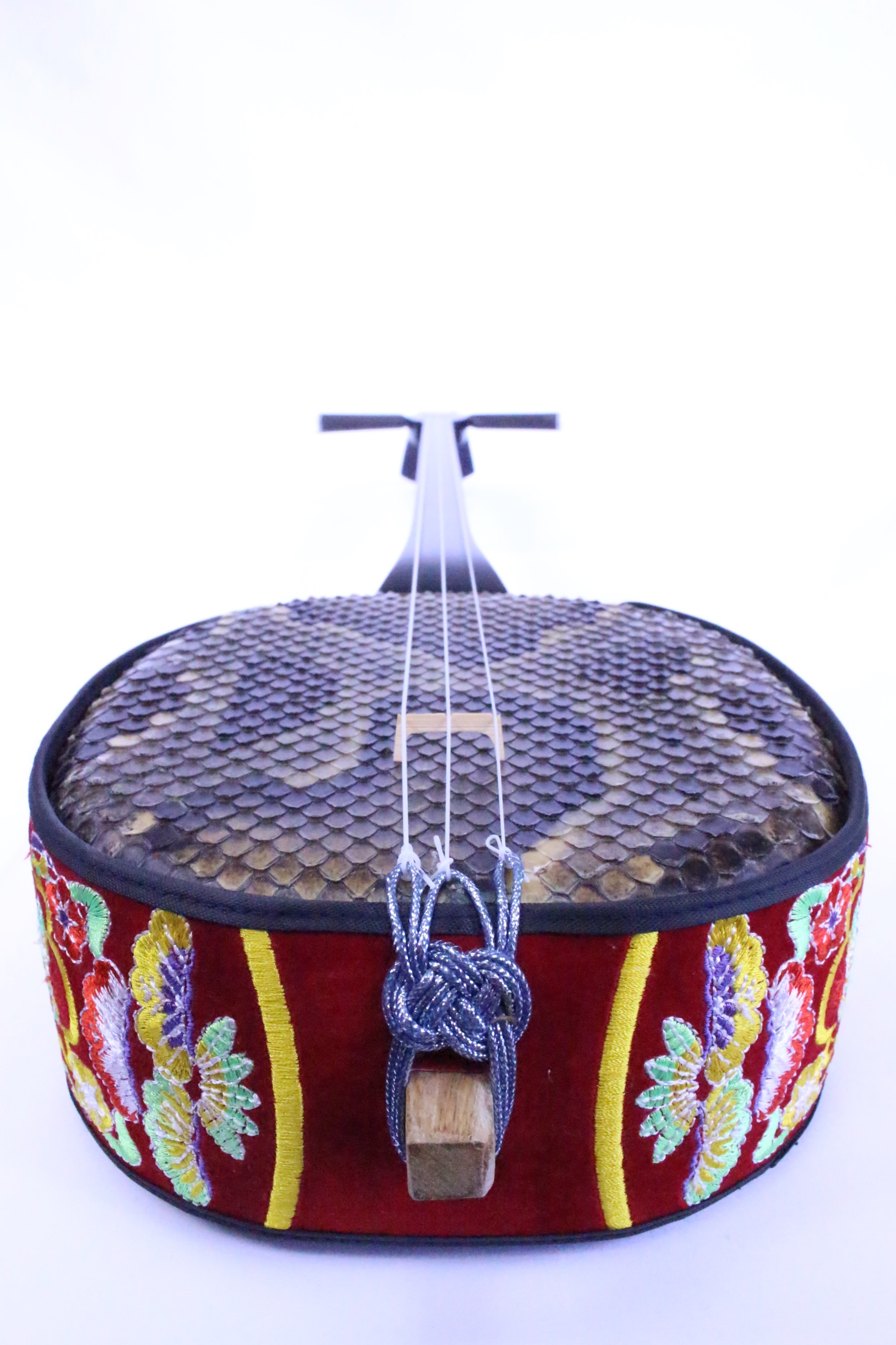 三線 沖縄 蛇皮表1枚張り 裏強化張り 棹重め 三線 沖縄 蛇皮表1枚張り