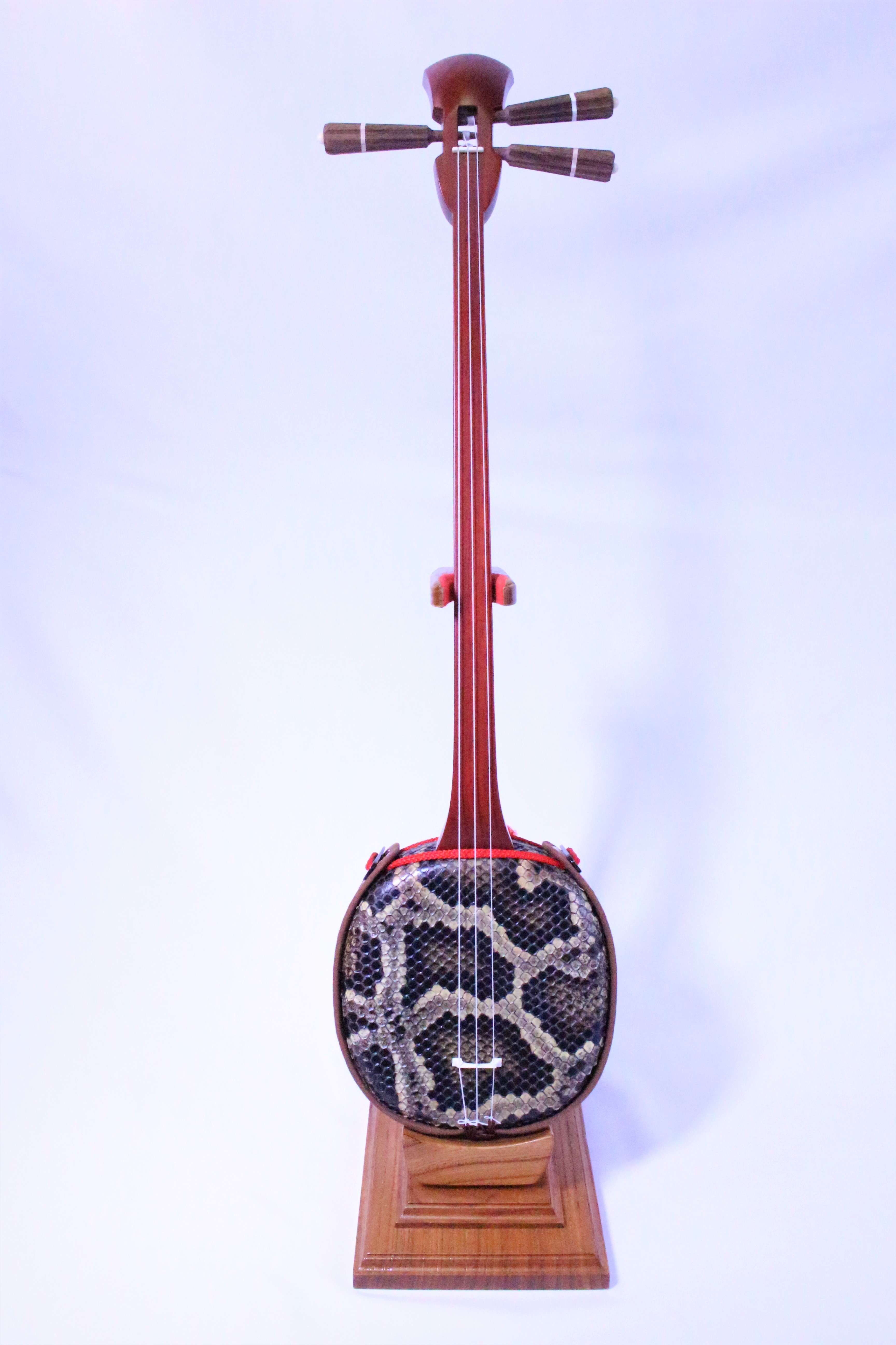 沖縄三線 宮古木工芸 本皮1枚張り 極上パドック棹 三線・木工品の販売