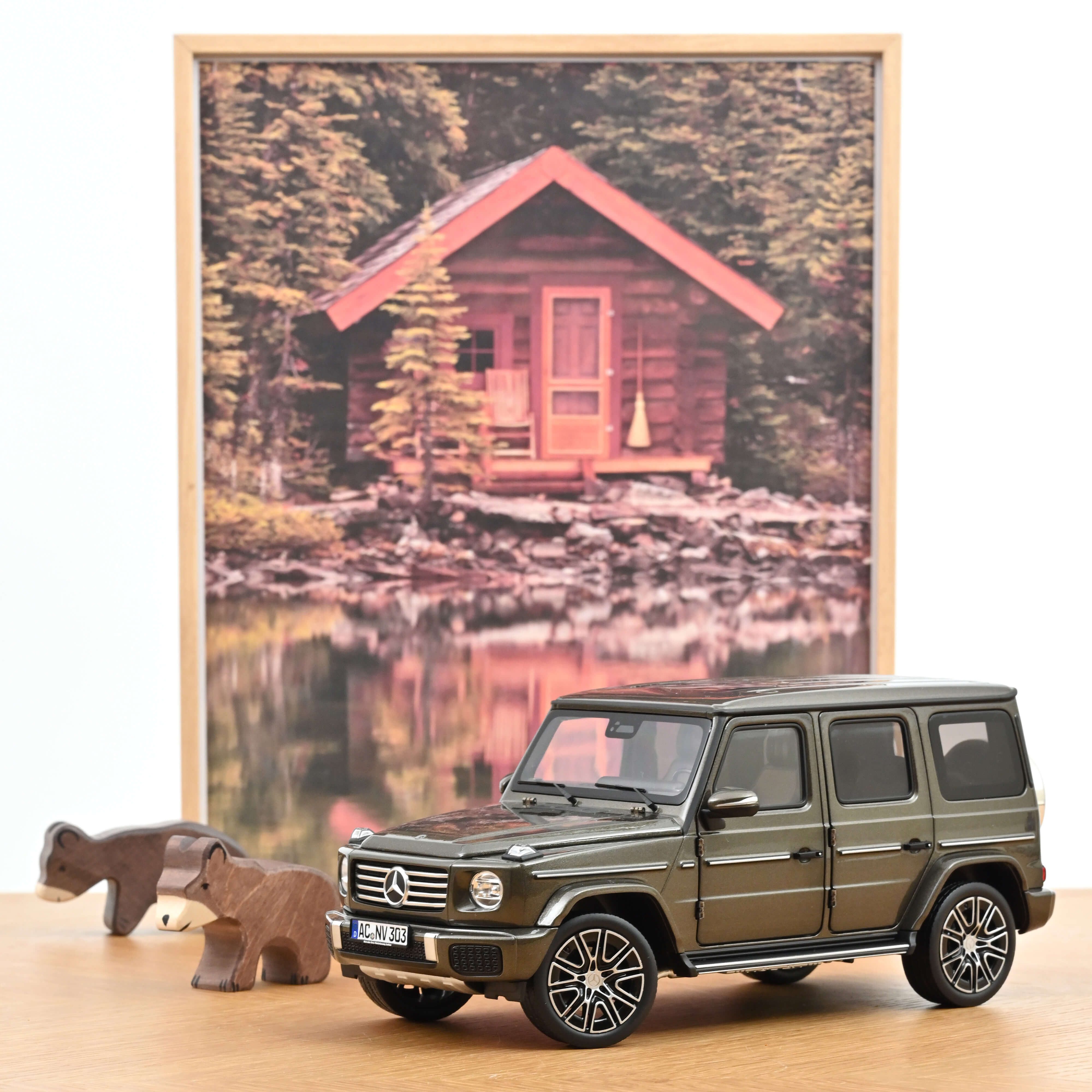 Mercedes-Benz G-Class 2024 Indium Grey 1:18 – Norev