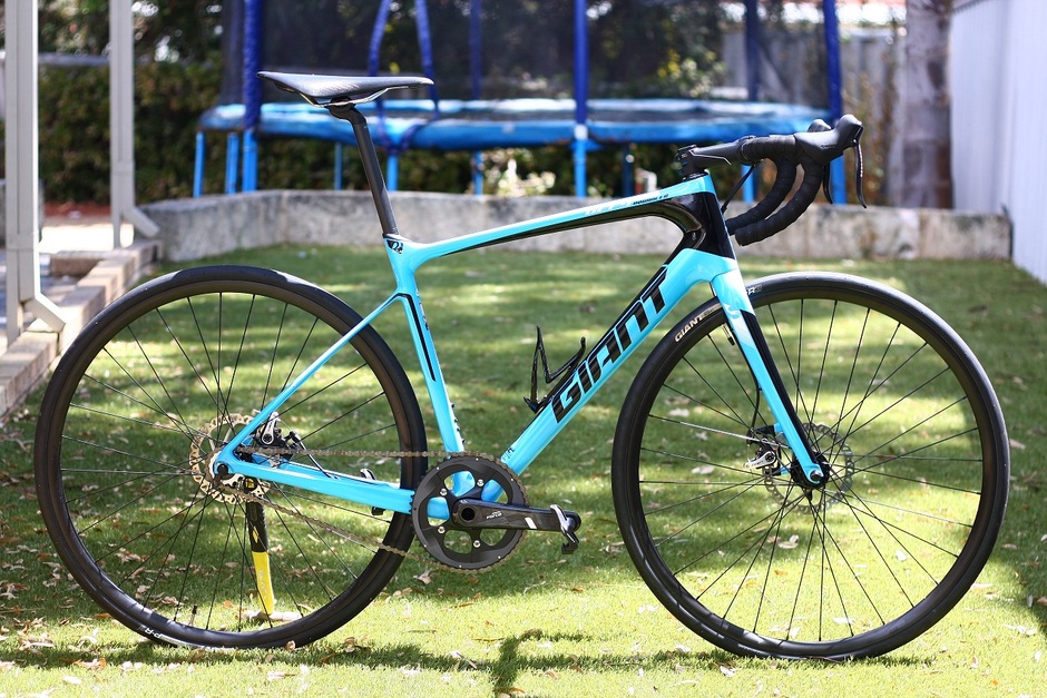 2015 Giant Defy Advanced - SS - Pedal Room
