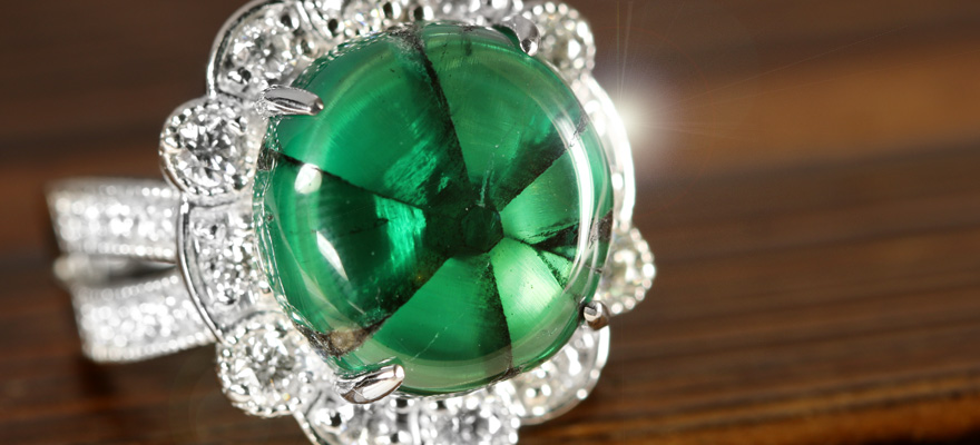 トラピッチェエメラルド7.6ct ダイヤモンド0.9ct プラチナ リング