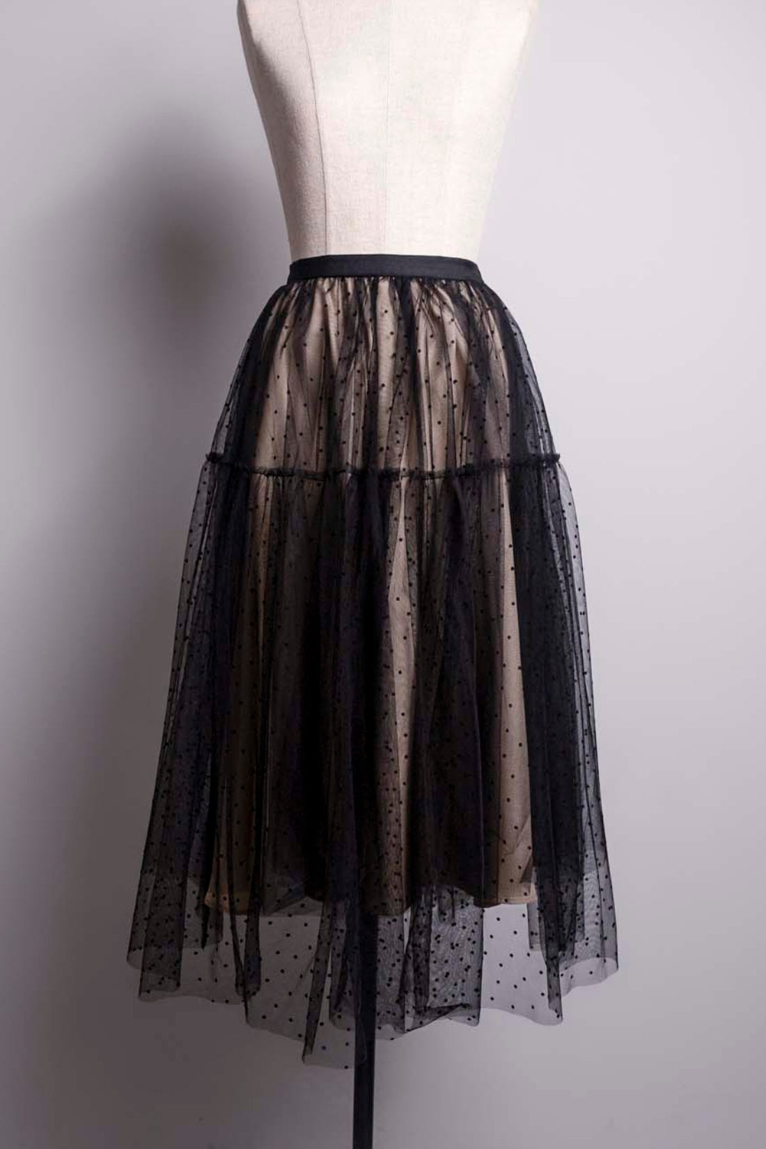 クラシカルドットチュールスカート – shéller / シェリエ