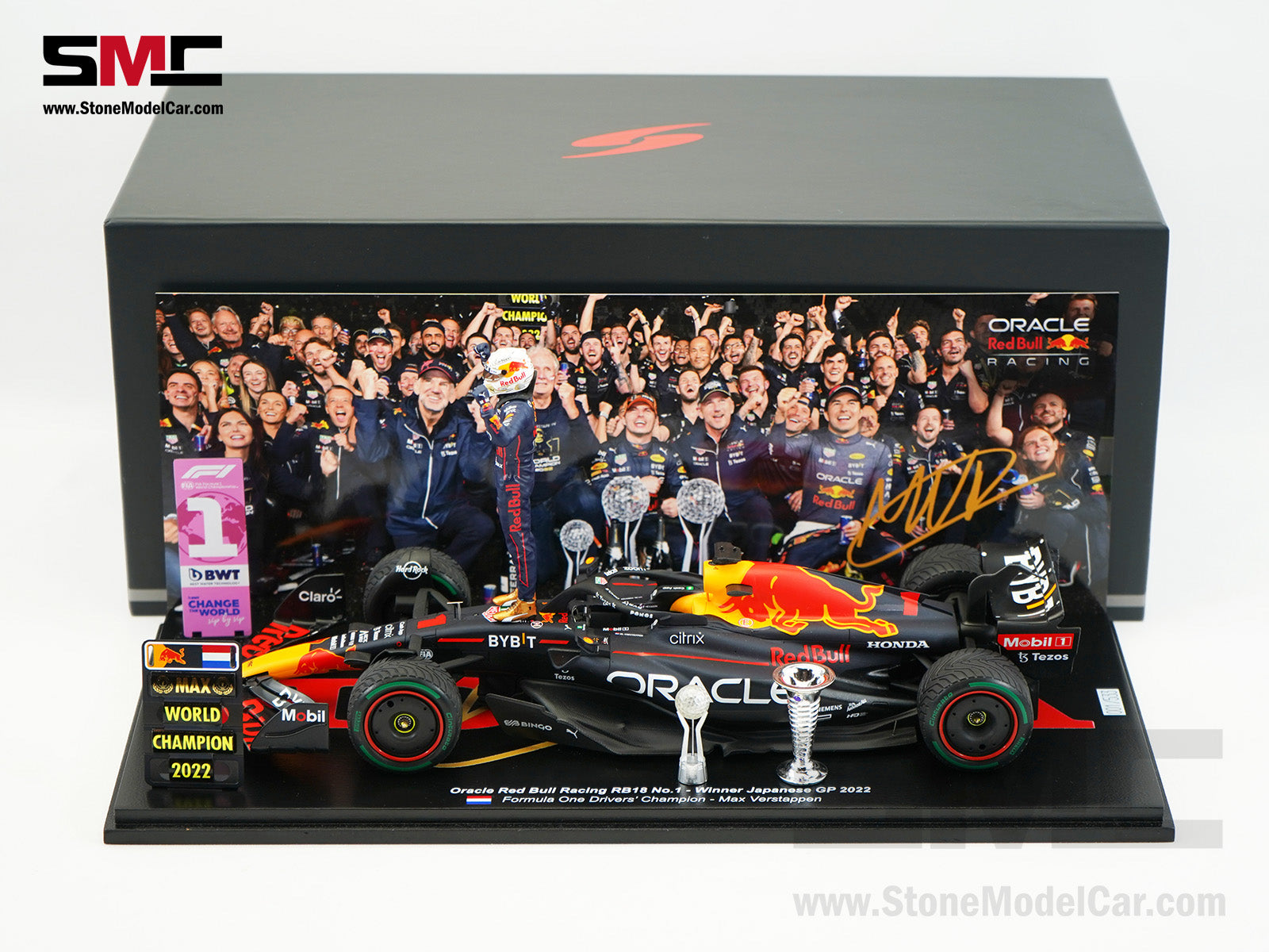 2022 World Champion #1 Max Verstappen Red Bull F1 RB18 Winner