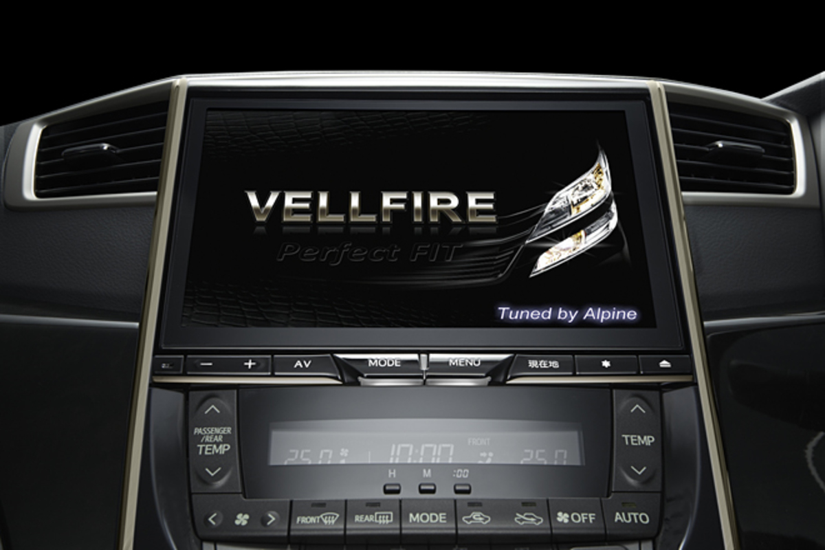 アルパイン、10型大画面の車種専用カーナビ発表 【ニュース】 - webCG
