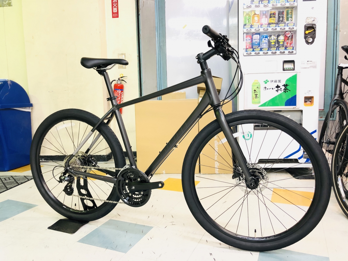GIANT クロスバイク GRAVIER DISC 2021モデル サテンチャコール Sサイズ