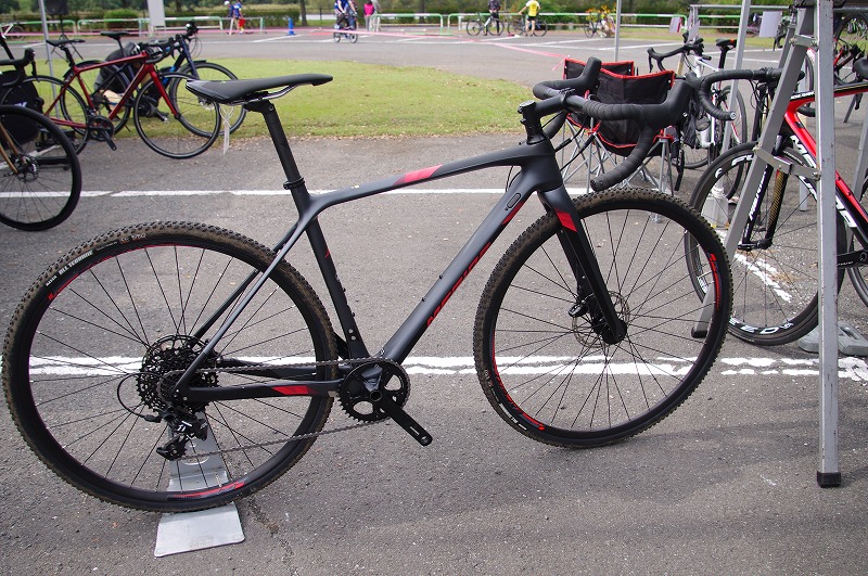 府中×社内試乗会】モデルチェンジした MERIDA MISSION CX | スポーツ