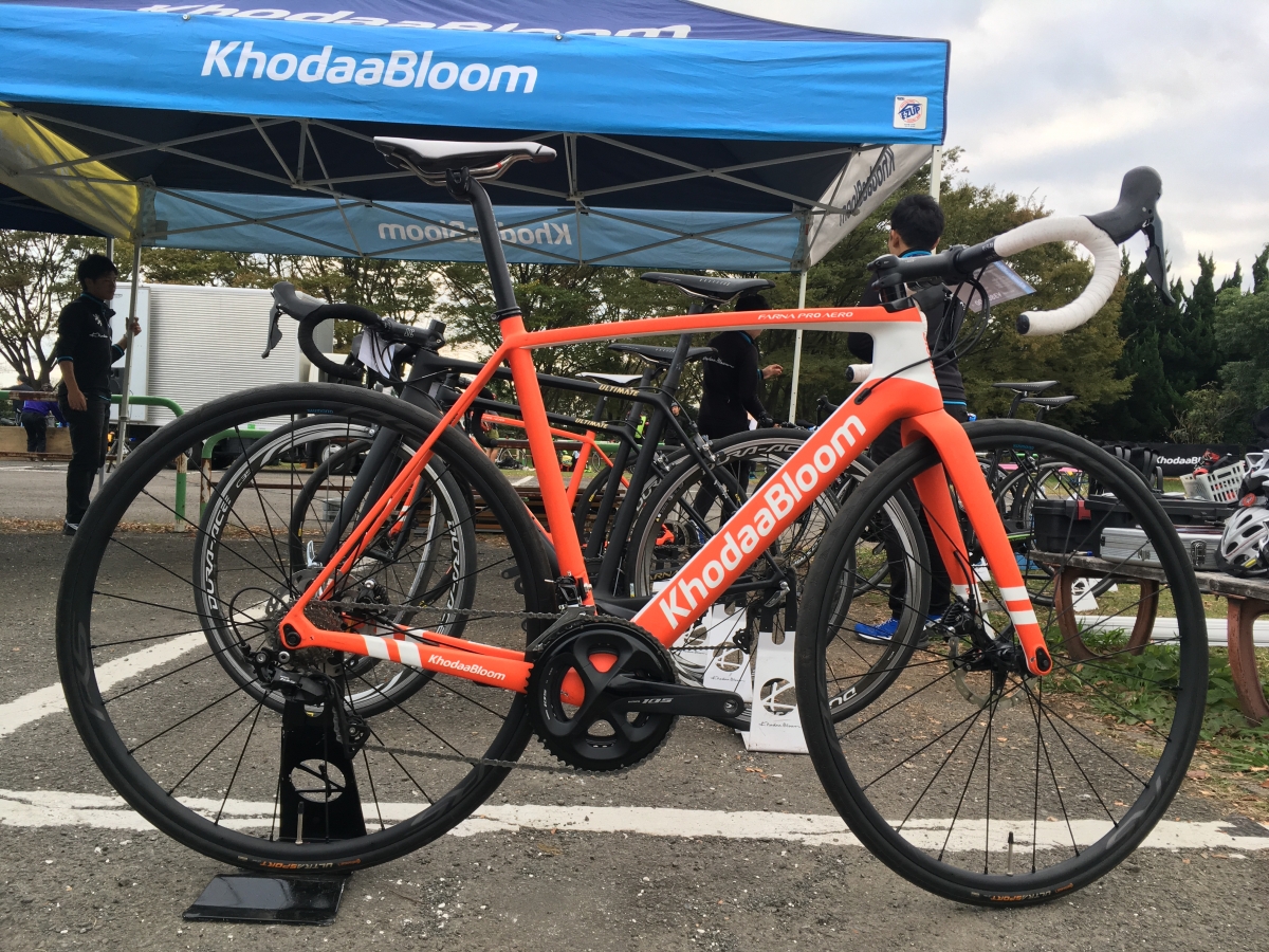 直接お渡し歓迎 カーボン 完成車 Farna Pro Aero Disc 540