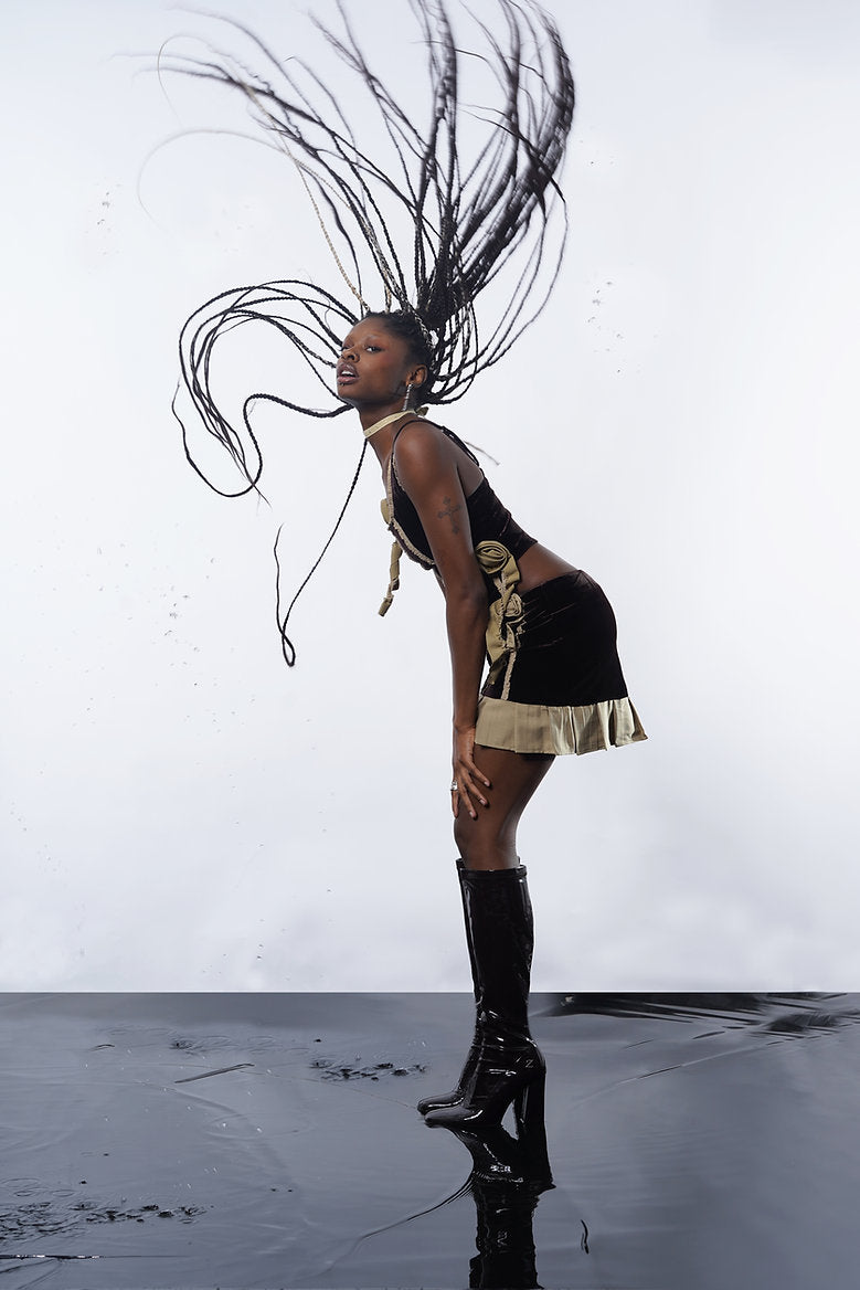 Rose Drop Velvet Skirt - ZEMETA