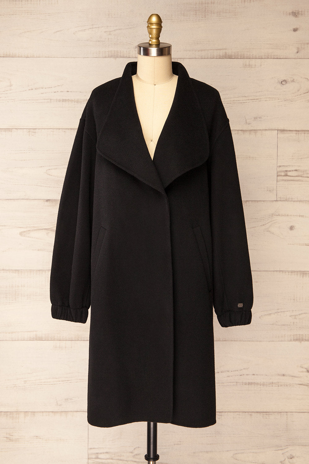Souzie Black Oversized Wool Coat by Soia & Kyo | La petite garçonne