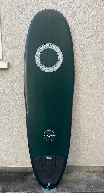4Rule kamakura / bredren design 中古ミッドレングスサーフボード
