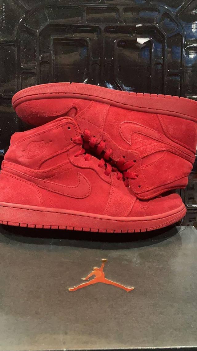 Air Jordan 1 High Red Suede | Kixify Marketplace