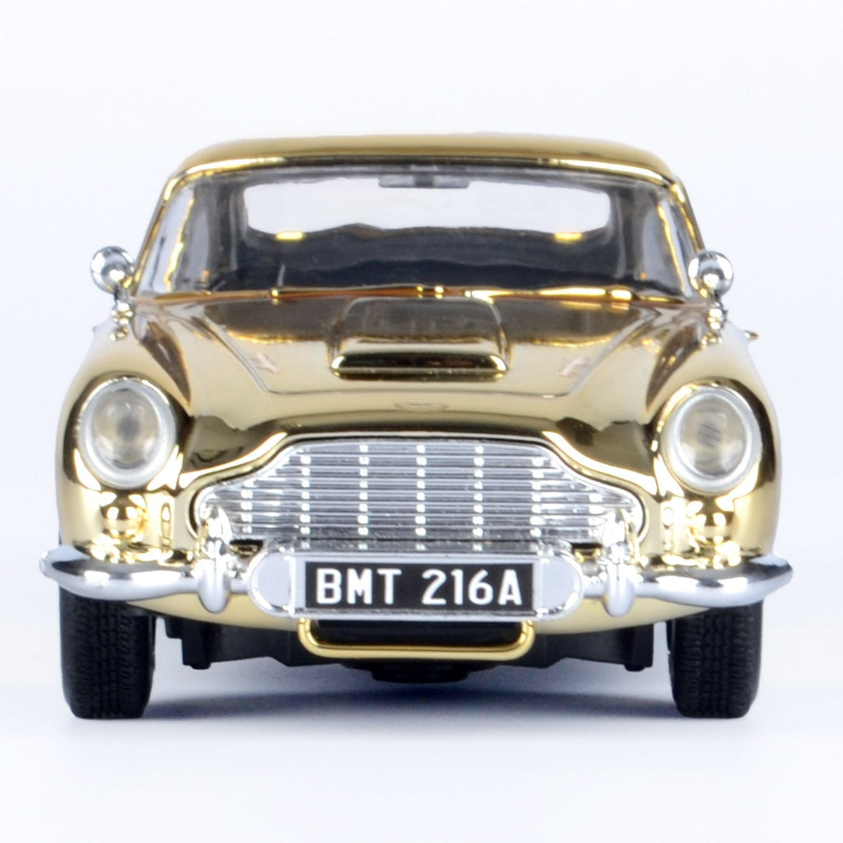 ASTON MARTIN DB5 ハンドメイド ガレージ ジオラマ ASTON MARTIN DB5
