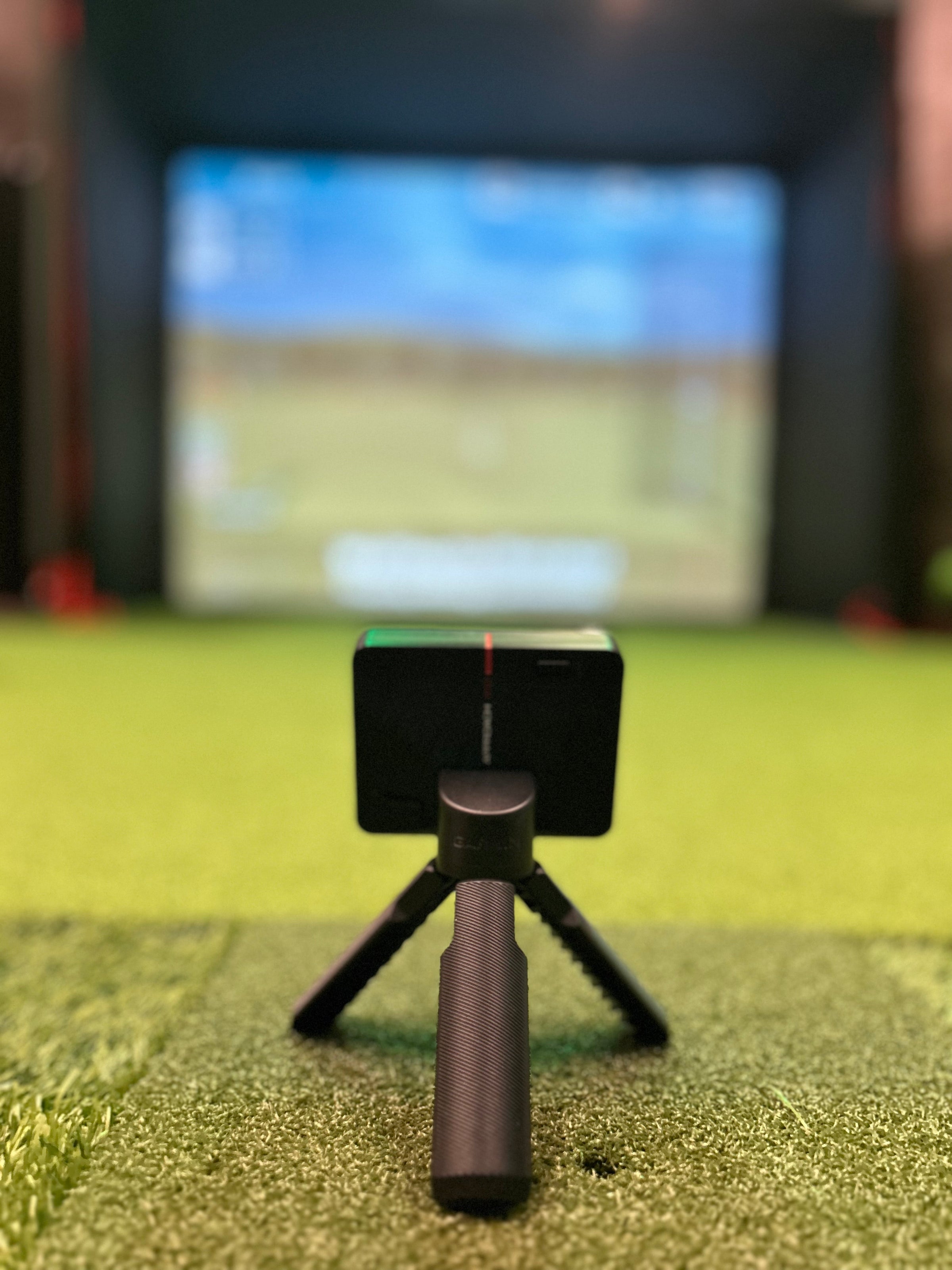 GARMIN R10 GOLF SIMULATOR PACKAGE | Anytime Golf Suites