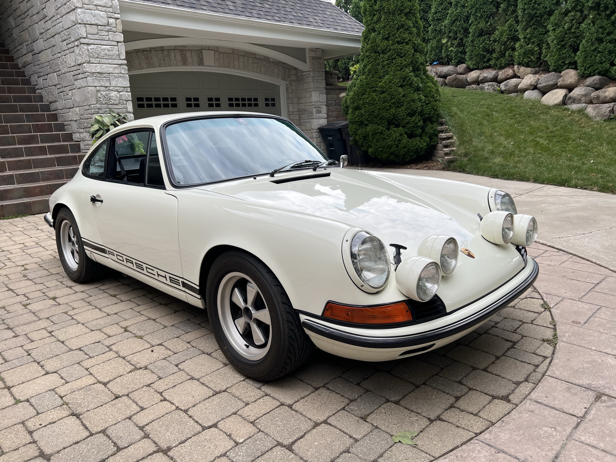 1969 Porsche 911 T Outlaw – 2shores