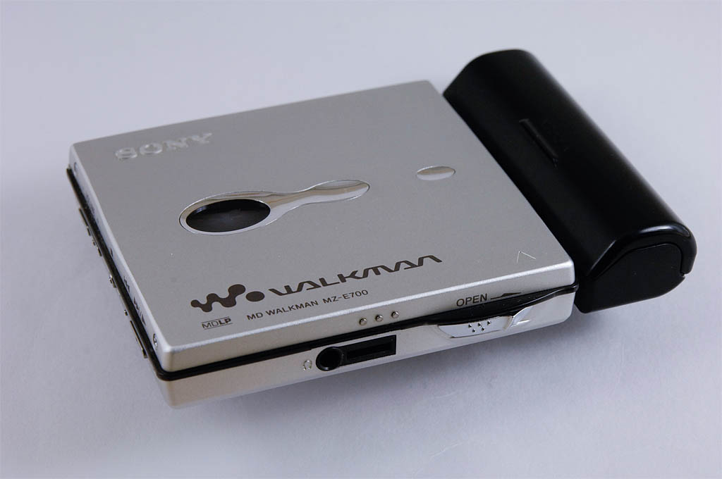 ソニー SONY MD WALKMAN MZ-E700 ピンク 充電器 電池 ソニー SONY MD