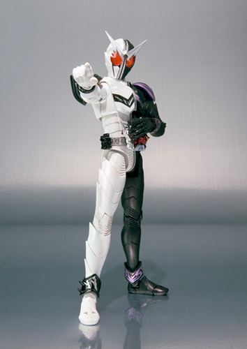 S.H.Figuarts 仮面ライダーW ファングジョーカー | 魂ウェブ