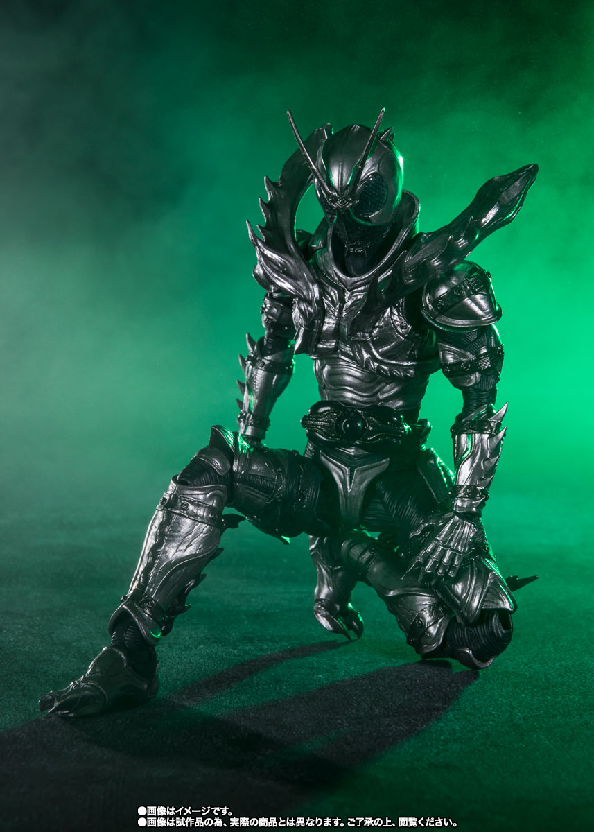 S.H.Figuarts 仮面ライダーSHADOWMOON | 魂ウェブ