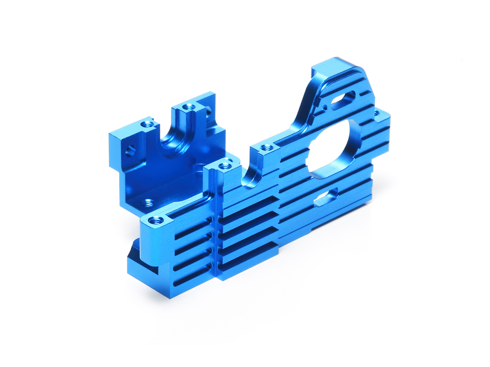 OP.1079 DB01 アルミモーターマウント （ブルー）: RCモデル｜TAMIYA