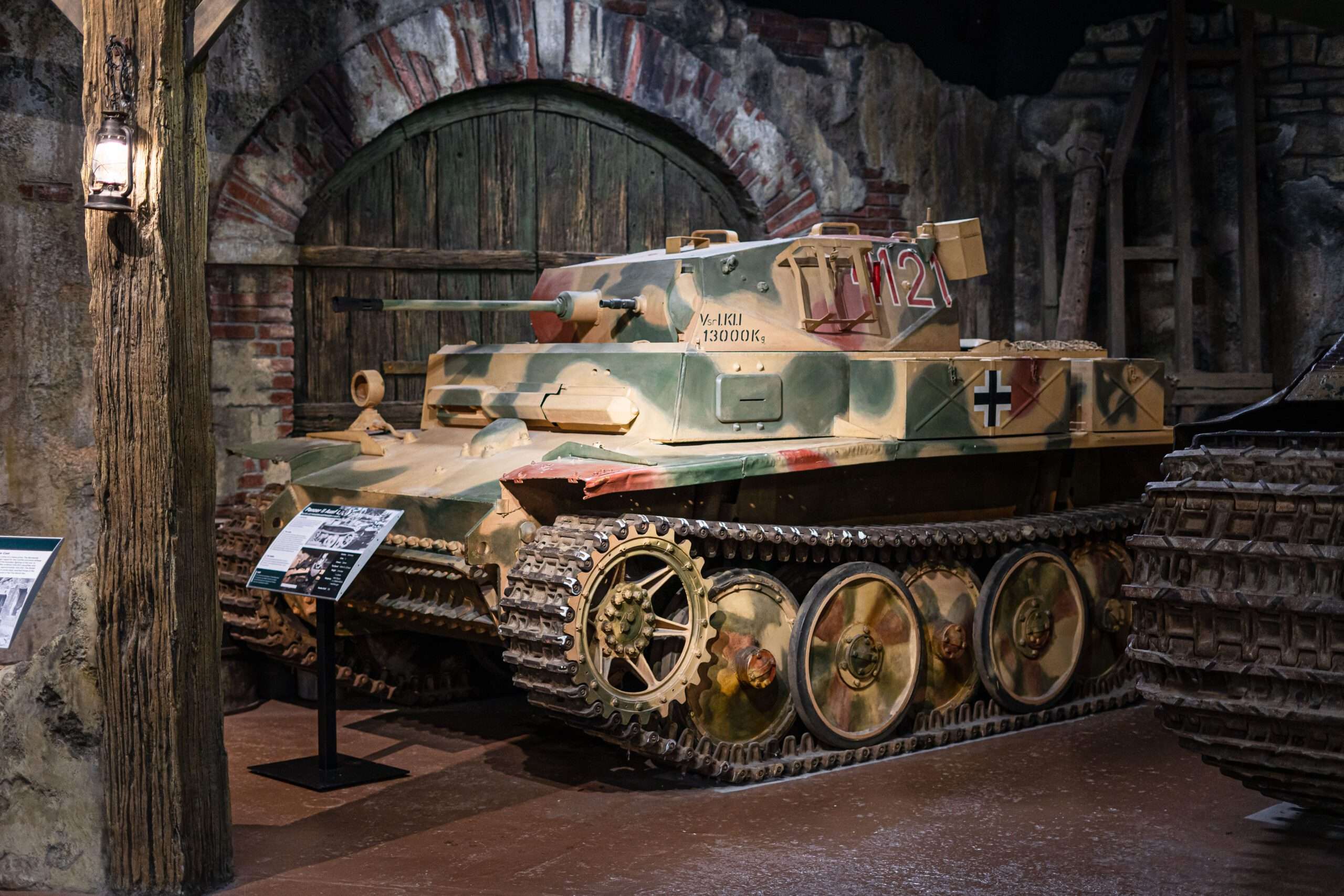 KING TIGER 1:24 Panzerkfwagen_VITiger II KING TIGER 1:24