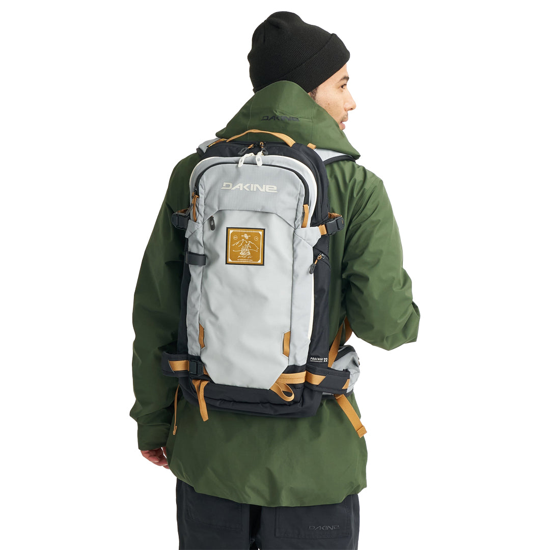 DAKINE（ダカイン）| TEAM POACHER BACKPACK 22L 2026 / RED GERARD
