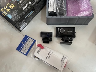 メンテナンス＆カスタム－ドライブレコーダーの取り付け／コムテック