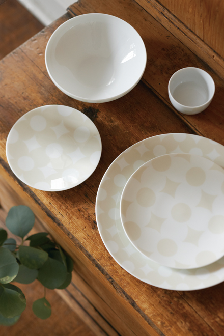 特集 KIRA KARACHO×NORITAKE コラボレーションテーブルウェア