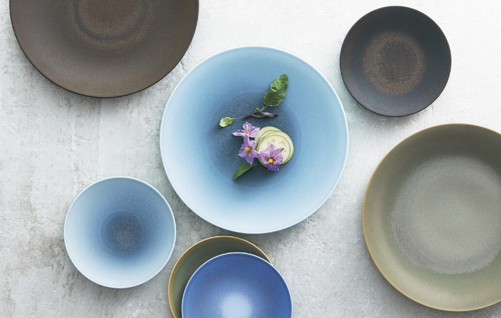 オリッジ 23.5cmスクエアフラットプレート(水) | ノリタケ食器公式