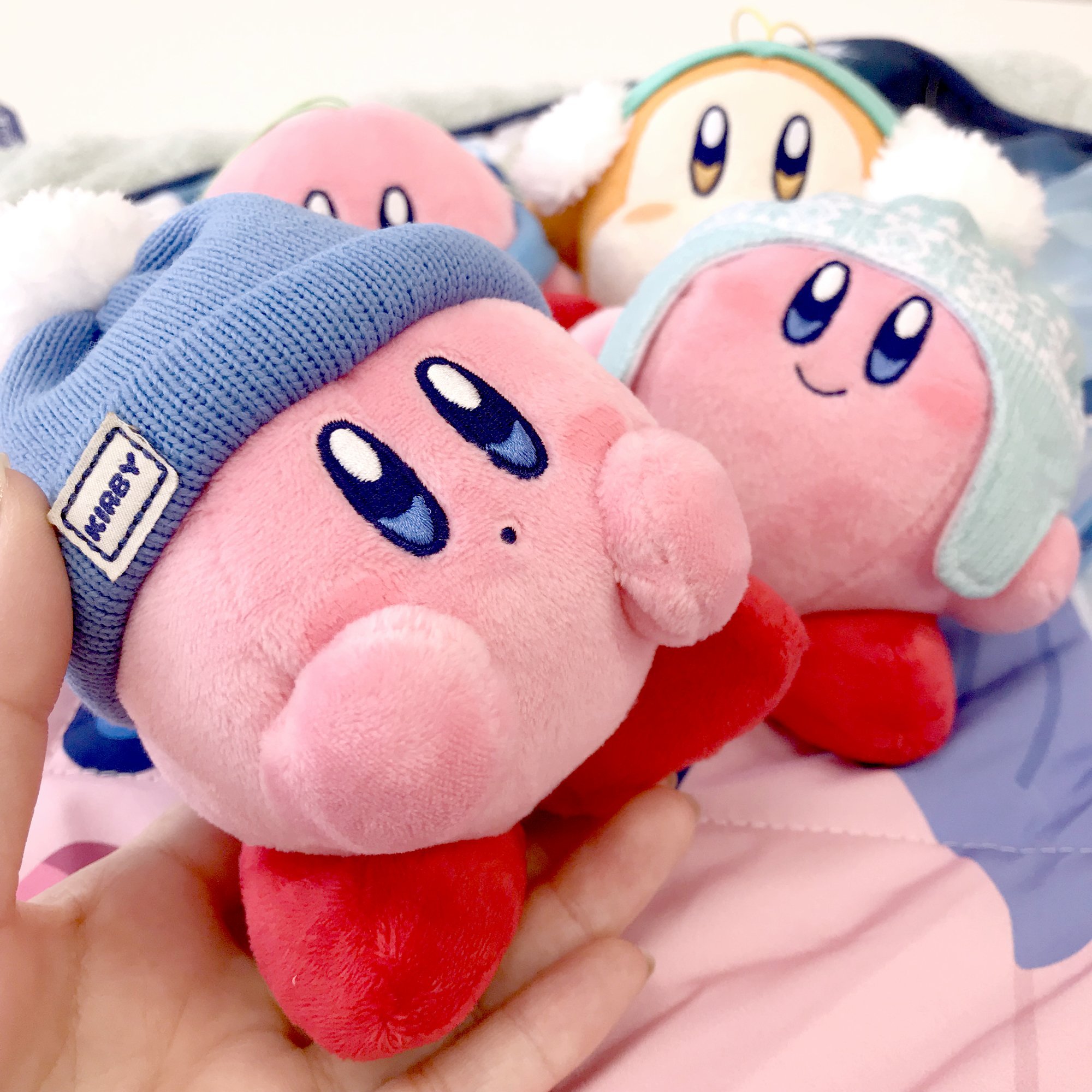 カービィ 足入れ クッション ぬいぐるみ 雪ふる夜のプププランド