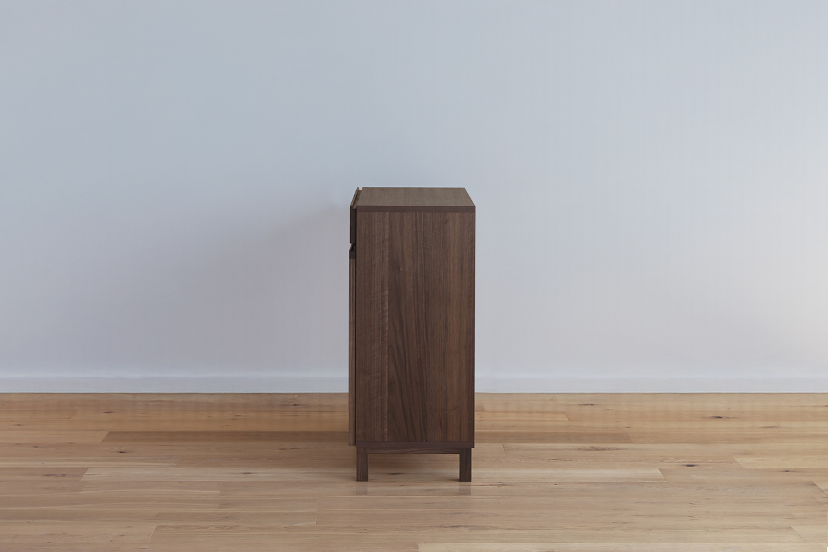 レッチェ 90キャビネット WALNUT(W90×D40×H88cm)税込￥115,000 | 高野