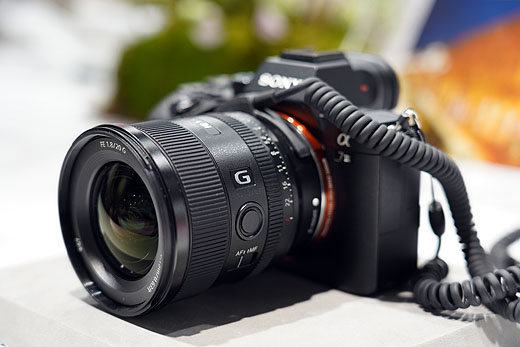 レビュー】新型広角単焦点レンズ『SEL20F18G』ショールーム展示