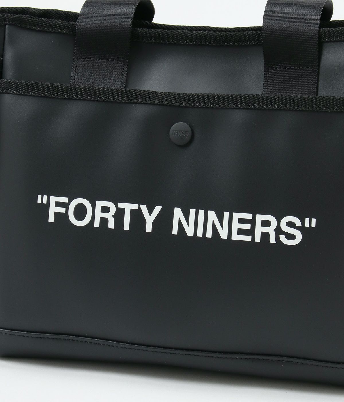 LEATHER ROUND BAG | TFW49（ティーエフダブリュー）Official EC Store
