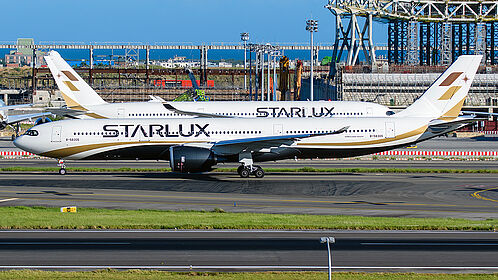 B-58305 STARLUX Airlines Airbus A330-900 | Planespotters.net