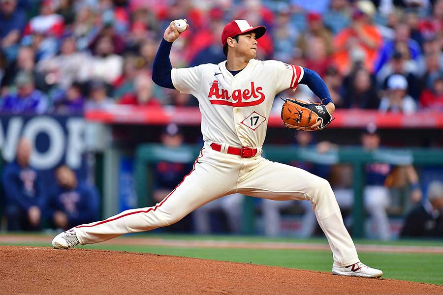大谷翔平/ベーブ・ルース/ボブルヘッド】200本塁打＆奪三振/200個限定